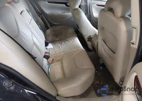 2004 Volvo S60 2.4 из США, поврежденный, VIN YV1RS61T842326923